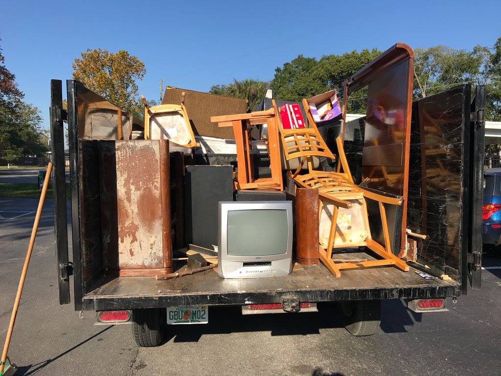 Rubbish & Debris Removal Dumpster Services-Longmont’s Premier Dumpster Rental Service Company